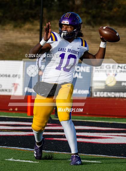 Thumbnail 1 in Lake Braddock @ James Madison (VHSL Class 6 Semifinal) photogallery.