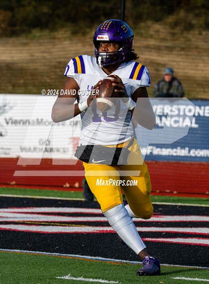 Thumbnail 3 in Lake Braddock @ James Madison (VHSL Class 6 Semifinal) photogallery.