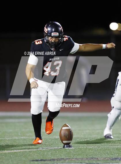 Thumbnail 3 in Freedom @ Pittsburg (Senior Night)  photogallery.
