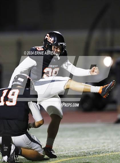 Thumbnail 3 in Freedom @ Pittsburg (Senior Night)  photogallery.