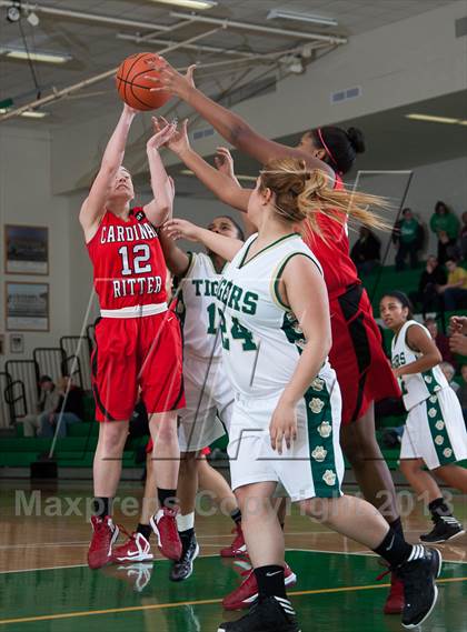 Thumbnail 1 in Cardinal Ritter vs Attucks (IHSAA Sectional) photogallery.