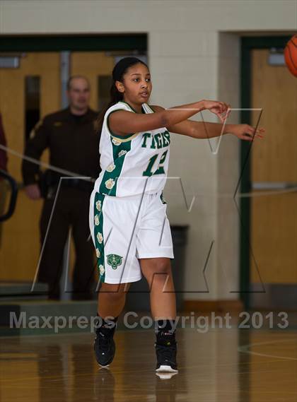 Thumbnail 3 in Cardinal Ritter vs Attucks (IHSAA Sectional) photogallery.