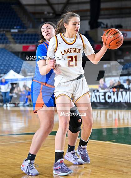 Thumbnail 3 in Auburn Mountainview vs. Lakeside (WIAA Round of 12) photogallery.