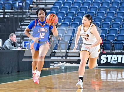Thumbnail 3 in Auburn Mountainview vs. Lakeside (WIAA Round of 12) photogallery.