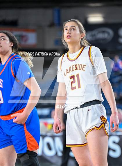 Thumbnail 3 in Auburn Mountainview vs. Lakeside (WIAA Round of 12) photogallery.