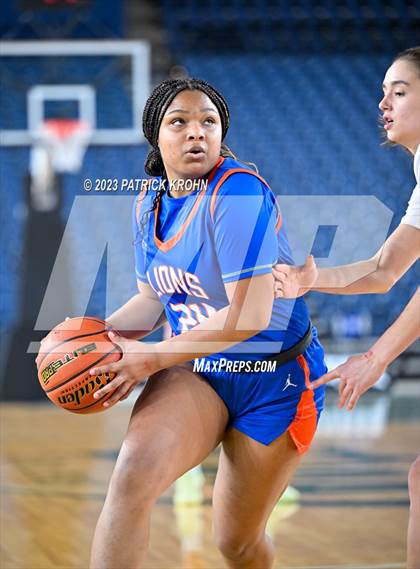 Thumbnail 2 in Auburn Mountainview vs. Lakeside (WIAA Round of 12) photogallery.