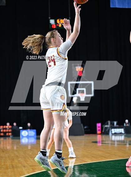 Thumbnail 3 in Auburn Mountainview vs. Lakeside (WIAA Round of 12) photogallery.