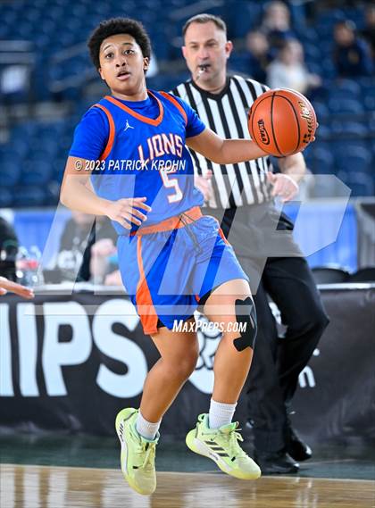 Thumbnail 3 in Auburn Mountainview vs. Lakeside (WIAA Round of 12) photogallery.
