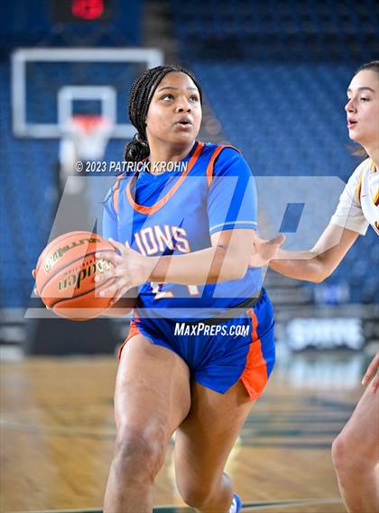 Thumbnail 3 in Auburn Mountainview vs. Lakeside (WIAA Round of 12) photogallery.