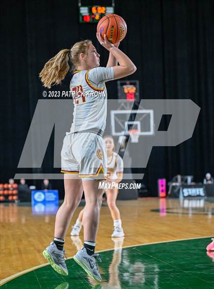 Thumbnail 2 in Auburn Mountainview vs. Lakeside (WIAA Round of 12) photogallery.