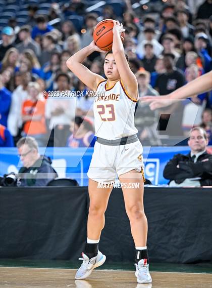 Thumbnail 2 in Auburn Mountainview vs. Lakeside (WIAA Round of 12) photogallery.