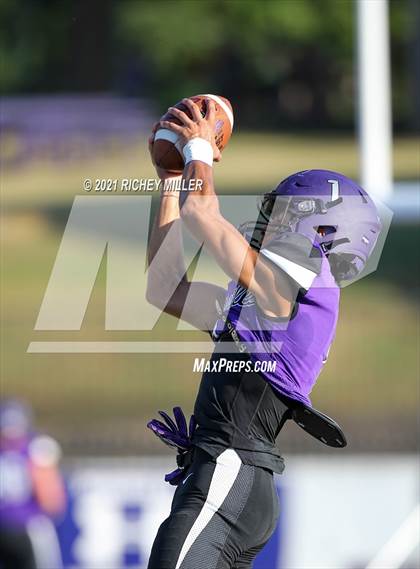 Thumbnail 3 in Conway @ Fayetteville photogallery.