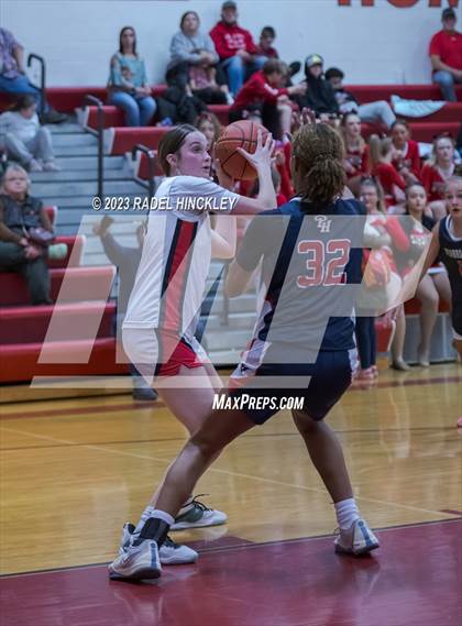Thumbnail 3 in Pembroke Hill @ Fort Osage photogallery.