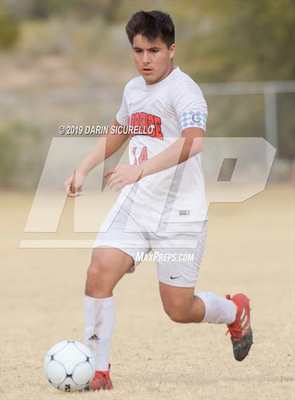 Thumbnail 1 in Globe vs. Florence (Chandler Prep Invitational) photogallery.