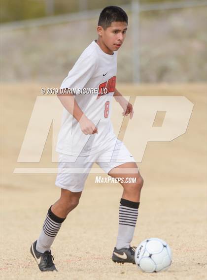 Thumbnail 1 in Globe vs. Florence (Chandler Prep Invitational) photogallery.