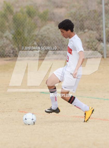Thumbnail 2 in Globe vs. Florence (Chandler Prep Invitational) photogallery.