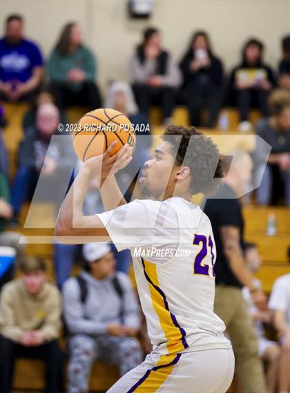 Thumbnail 3 in Selma vs. Lemoore photogallery.