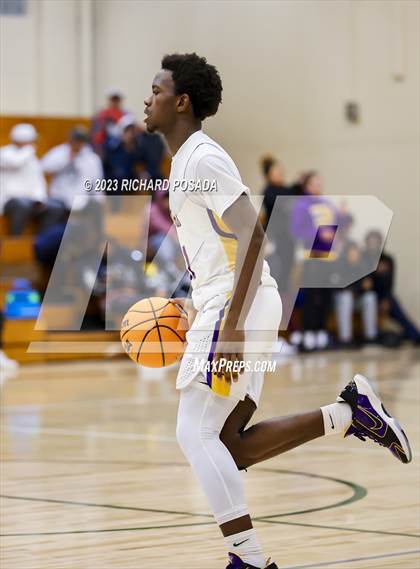 Thumbnail 1 in Selma vs. Lemoore photogallery.