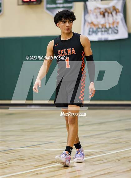 Thumbnail 3 in Selma vs. Lemoore photogallery.
