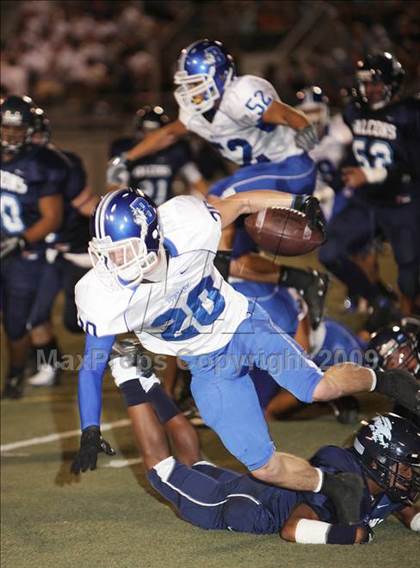 Thumbnail 2 in Crescenta Valley vs. Burbank photogallery.