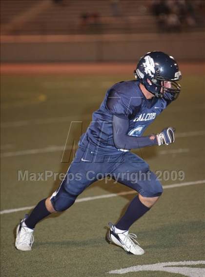 Thumbnail 1 in Crescenta Valley vs. Burbank photogallery.