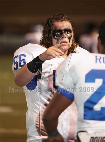 Thumbnail 1 in Crescenta Valley vs. Burbank photogallery.