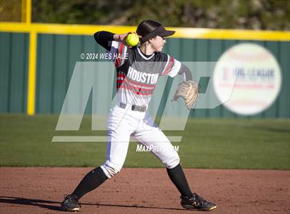 Thumbnail 3 in Houston @ Arlington photogallery.