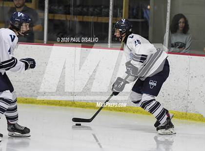 Thumbnail 1 in Valor Christian vs. Kent Denver photogallery.