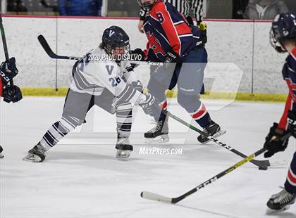 Thumbnail 3 in Valor Christian vs. Kent Denver photogallery.