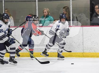 Thumbnail 2 in Valor Christian vs. Kent Denver photogallery.