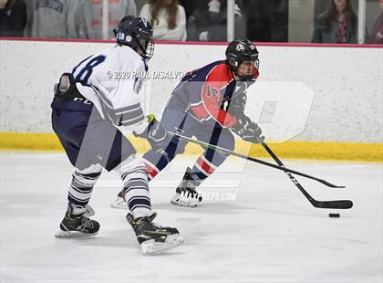 Thumbnail 2 in Valor Christian vs. Kent Denver photogallery.