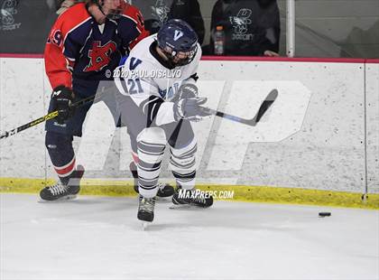 Thumbnail 3 in Valor Christian vs. Kent Denver photogallery.