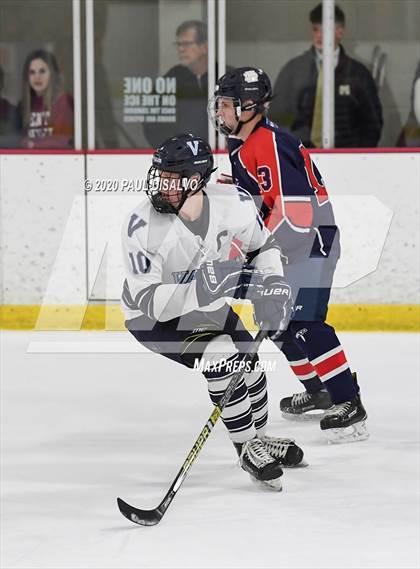 Thumbnail 2 in Valor Christian vs. Kent Denver photogallery.