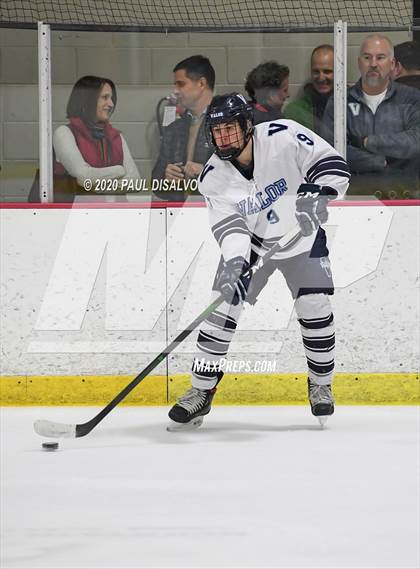 Thumbnail 3 in Valor Christian vs. Kent Denver photogallery.