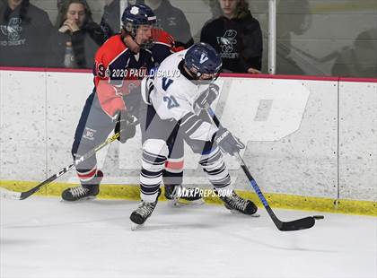 Thumbnail 1 in Valor Christian vs. Kent Denver photogallery.