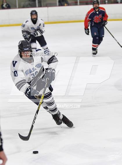 Thumbnail 2 in Valor Christian vs. Kent Denver photogallery.