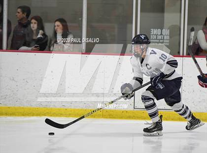 Thumbnail 3 in Valor Christian vs. Kent Denver photogallery.