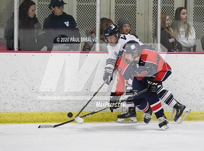 Thumbnail 1 in Valor Christian vs. Kent Denver photogallery.
