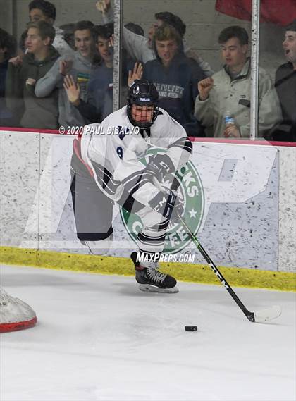 Thumbnail 2 in Valor Christian vs. Kent Denver photogallery.