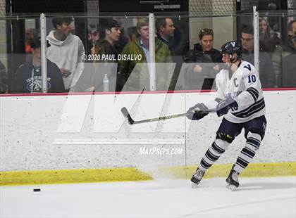 Thumbnail 2 in Valor Christian vs. Kent Denver photogallery.
