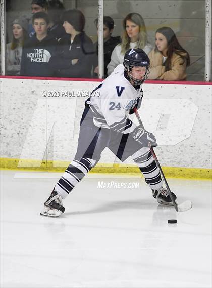 Thumbnail 3 in Valor Christian vs. Kent Denver photogallery.