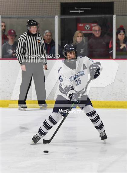 Thumbnail 1 in Valor Christian vs. Kent Denver photogallery.
