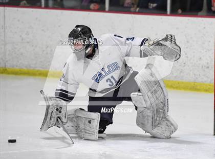 Thumbnail 2 in Valor Christian vs. Kent Denver photogallery.