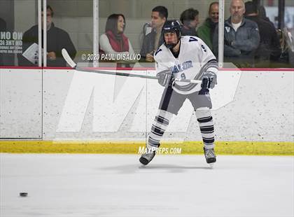 Thumbnail 1 in Valor Christian vs. Kent Denver photogallery.