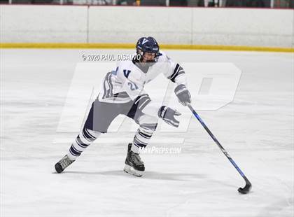 Thumbnail 1 in Valor Christian vs. Kent Denver photogallery.