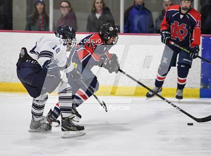 Thumbnail 1 in Valor Christian vs. Kent Denver photogallery.