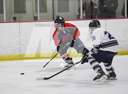 Thumbnail 1 in Valor Christian vs. Kent Denver photogallery.