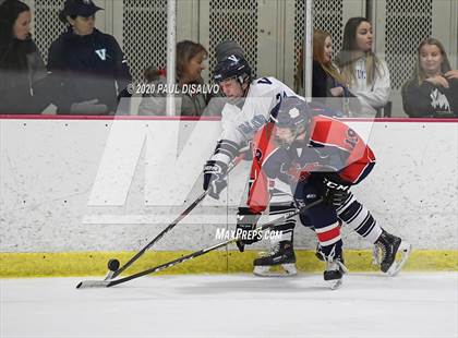 Thumbnail 3 in Valor Christian vs. Kent Denver photogallery.