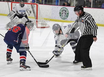 Thumbnail 1 in Valor Christian vs. Kent Denver photogallery.