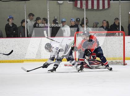 Thumbnail 1 in Valor Christian vs. Kent Denver photogallery.